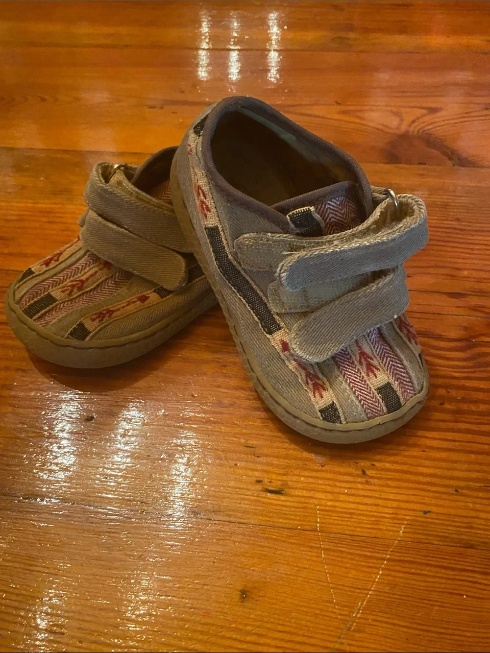 Livie & Luca Tan Slip-On Moccasins with Red and Blue Pattern